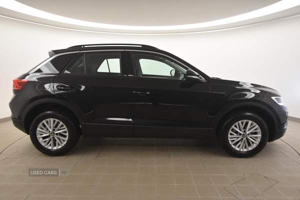 Used Volkswagen T-Roc 2023 for sale - 77292214: Photo 2