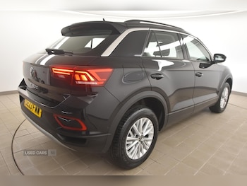 Used Volkswagen T-Roc 2023 for sale - 77292214: Photo