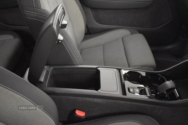 Used Volvo XC40 2024 for sale - 76646590: Photo 28