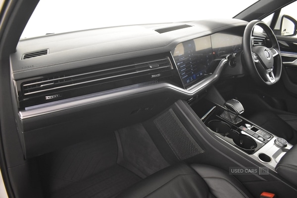 Used Volkswagen Touareg 2018 for sale - 77102398: Photo 10