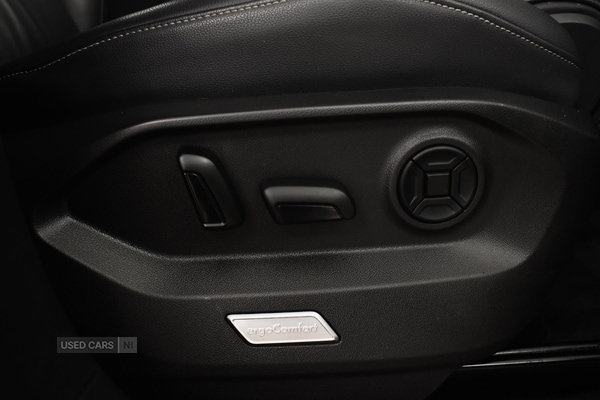 Used Volkswagen Touareg 2018 for sale - 77102398: Photo 35