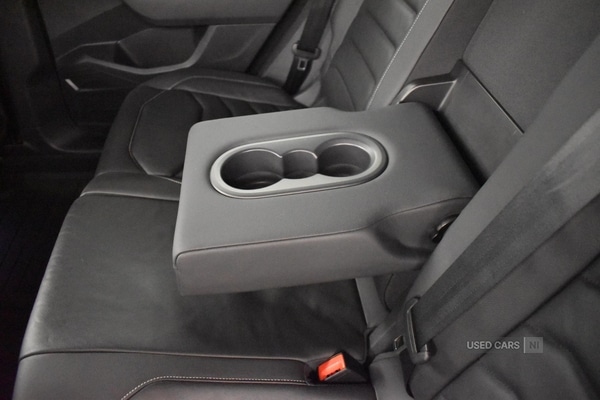 Used Volkswagen Touareg 2018 for sale - 77102398: Photo 40