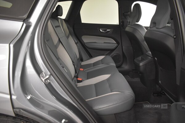 Used Volvo XC60 2021 for sale - 76308350: Photo 35