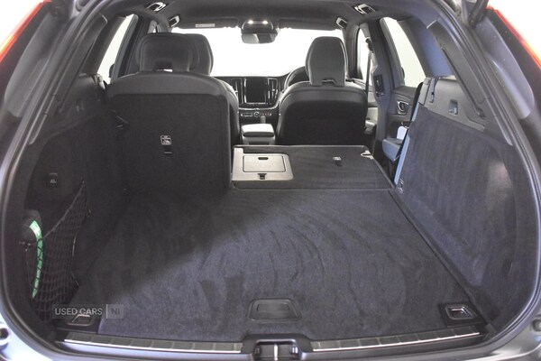 Used Volvo XC60 2021 for sale - 76308350: Photo 39