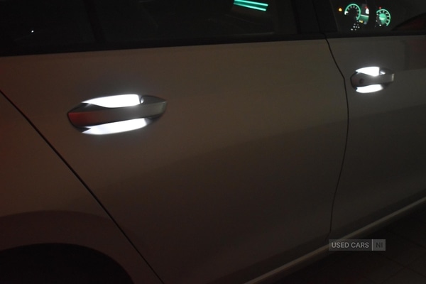 Used Volkswagen Golf 2023 for sale - 76433611: Photo 48