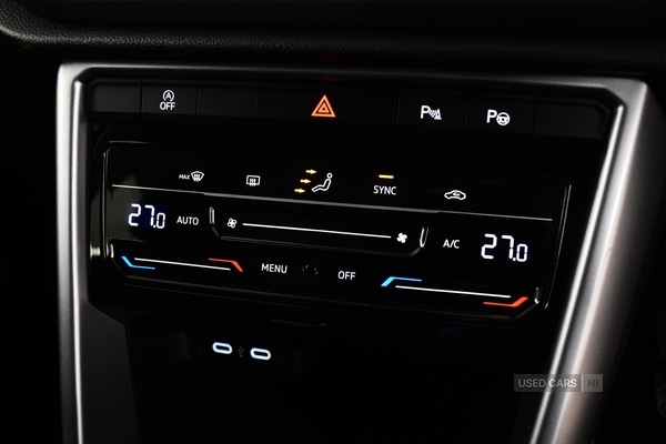 Used Volkswagen T-Roc 2023 for sale - 77426752: Photo 24