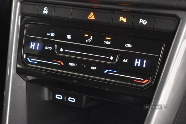 Used Volkswagen T-Roc 2022 for sale - 77204246: Photo 22