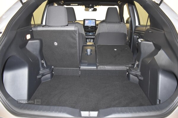 Used Toyota Yaris Cross 2022 for sale - 77192428: Photo 38