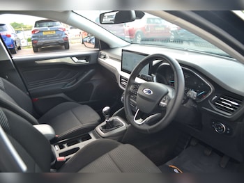 Used Ford Focus 2023 for sale - 78938856: Photo