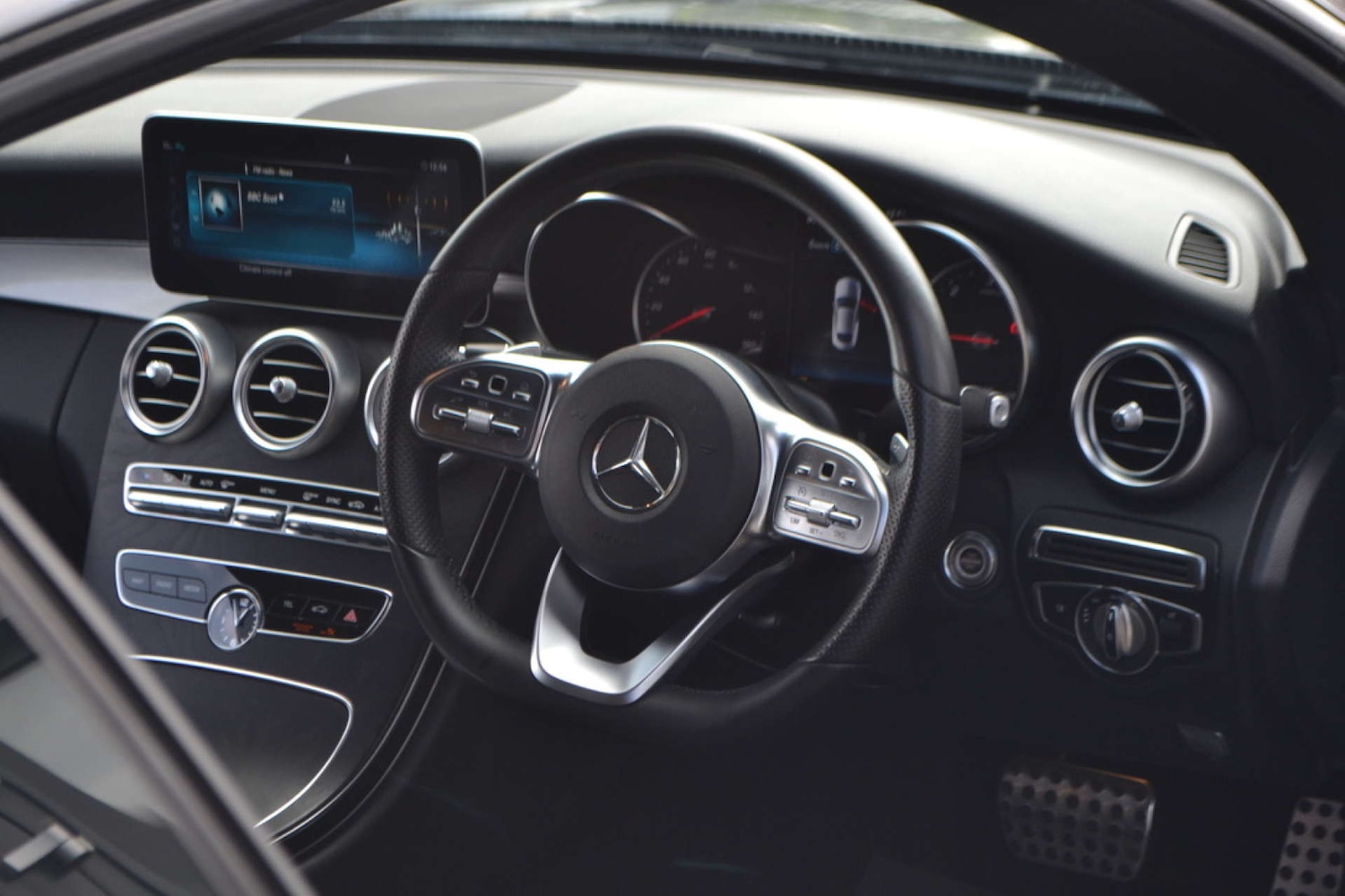 Used Mercedes-Benz C Class 2019 for sale - 77209979: Photo 29