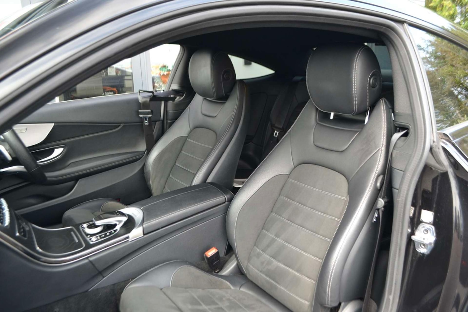 Used Mercedes-Benz C Class 2019 for sale - 77209979: Photo 36