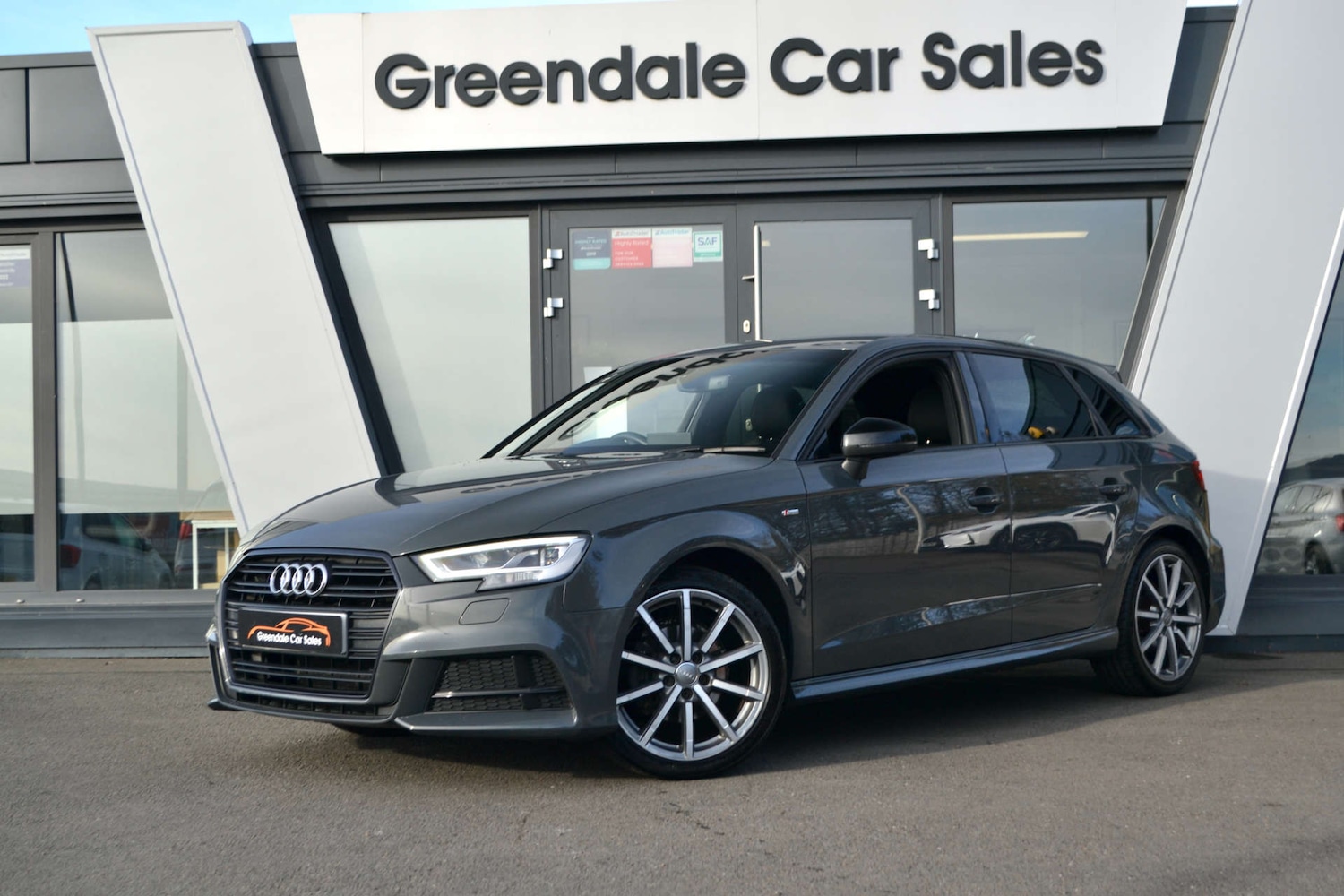 Used Audi A3 2018 for sale - 76618113: Photo 2