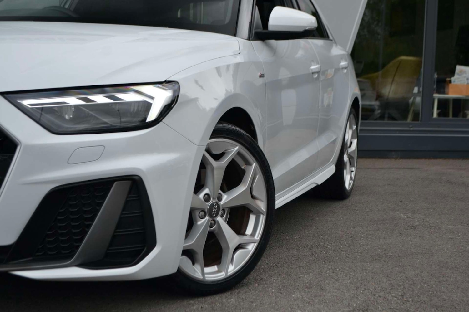 Used Audi A1 2019 for sale - 76618192: Photo 3