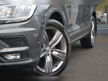 Used Volkswagen Tiguan 2019 for sale - 78121216: Photo