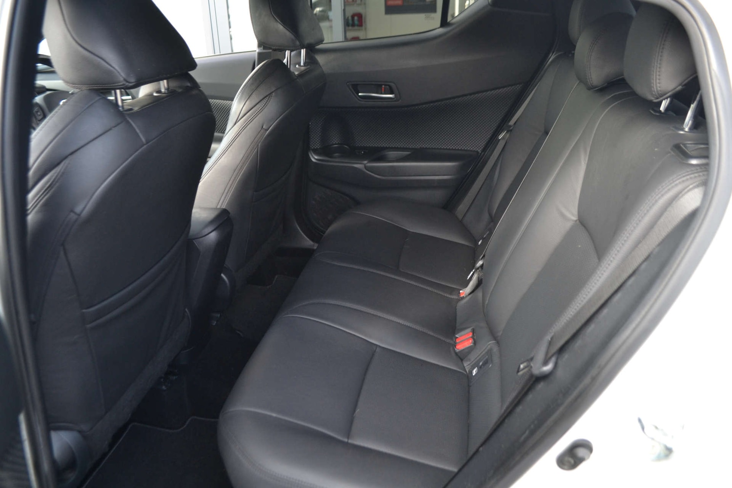 Used Toyota C-HR 2018 for sale - 77991971: Photo 24