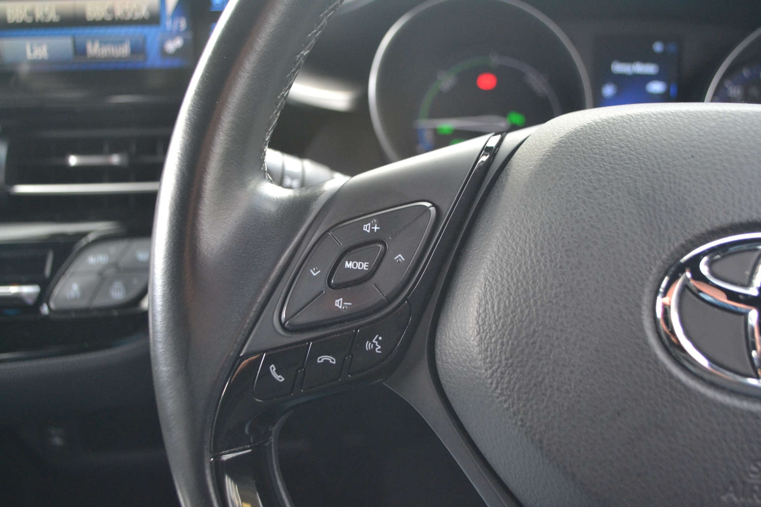 Used Toyota C-HR 2018 for sale - 77991971: Photo 37