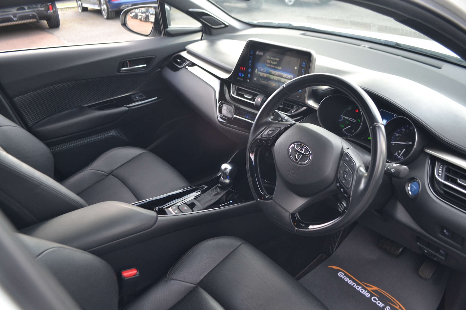 Used Toyota C-HR 2018 for sale - 77991971: Photo 4