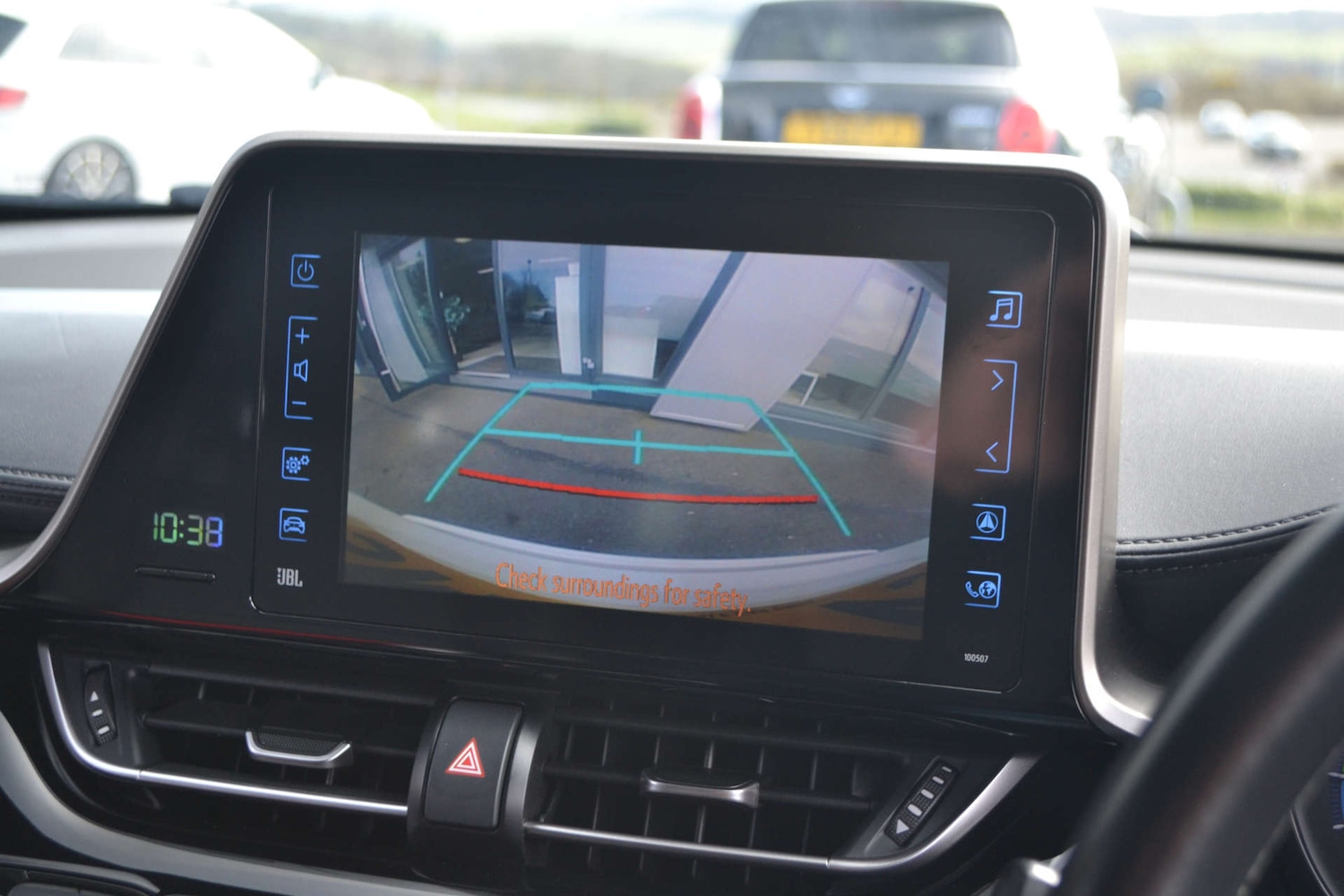 Used Toyota C-HR 2018 for sale - 77991971: Photo 48