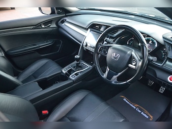 Used Honda Civic 2018 for sale - 77643166: Photo