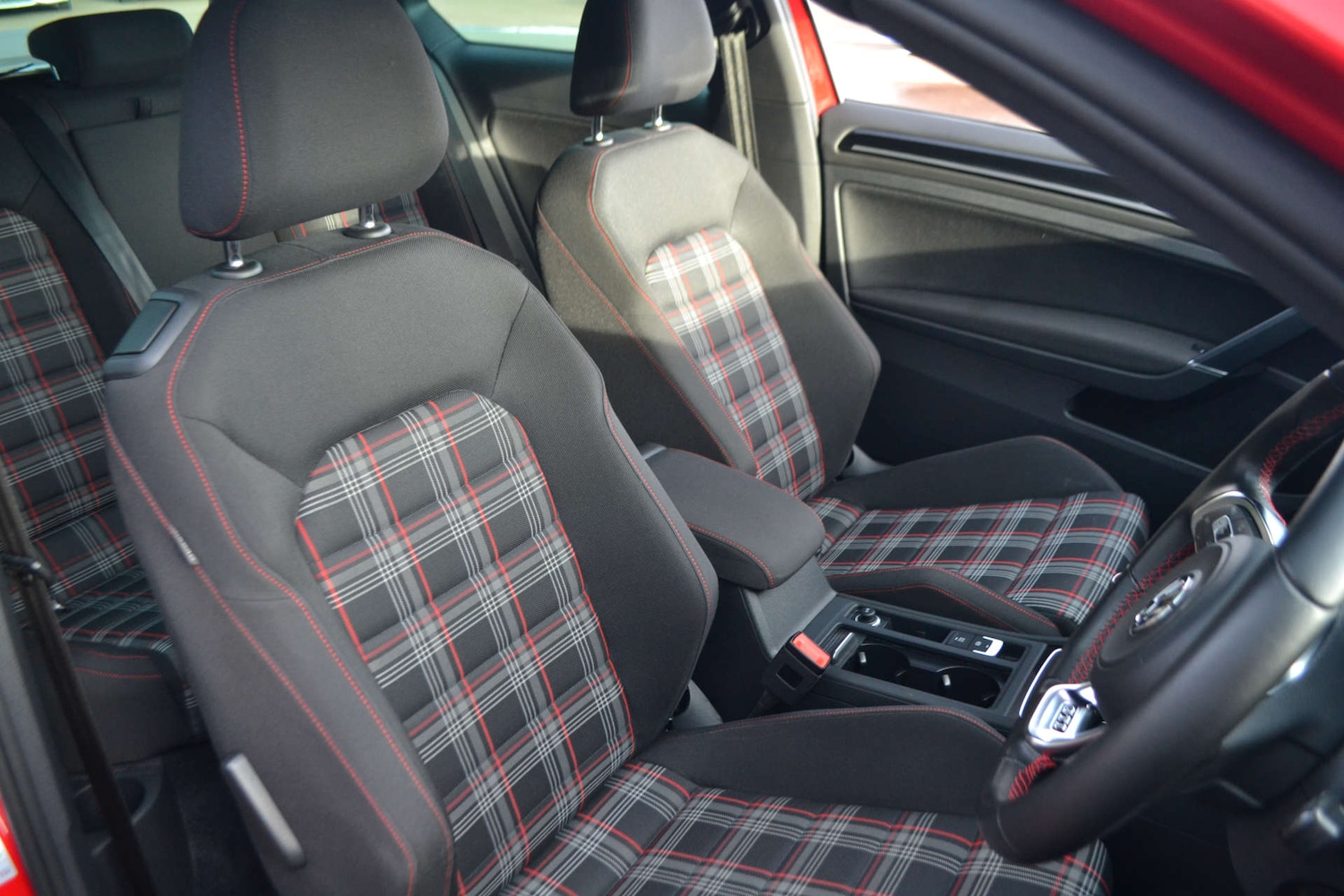 Used Volkswagen Golf 2016 for sale - 76614730: Photo 27