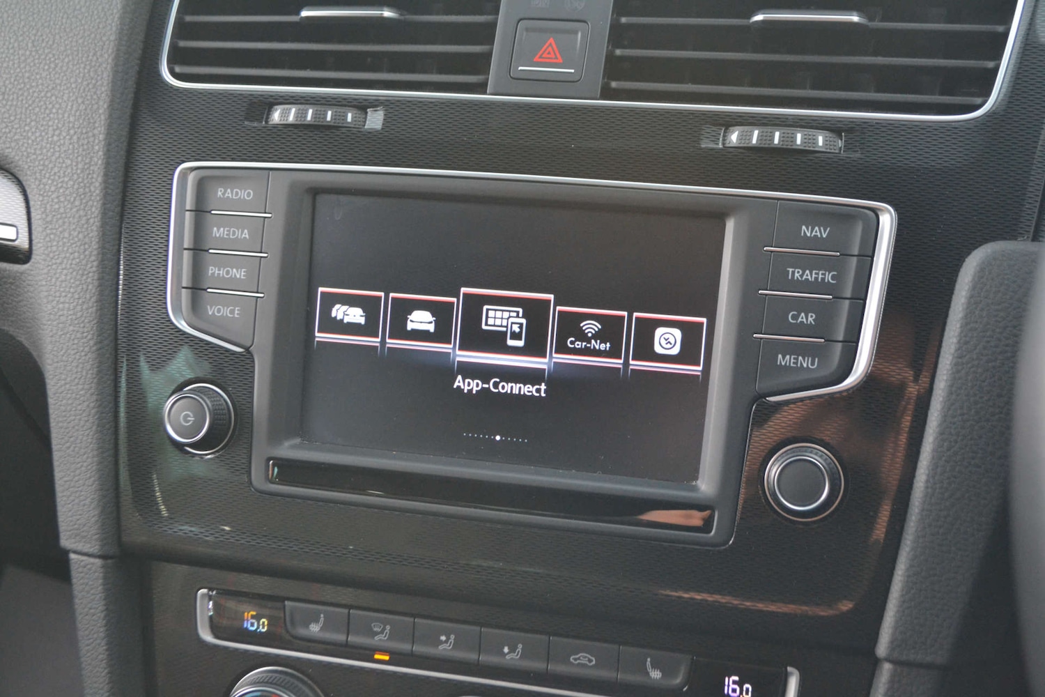 Used Volkswagen Golf 2016 for sale - 76614730: Photo 42