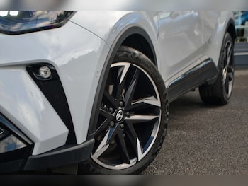 Used Toyota C-HR 2023 for sale - 79264923: Photo