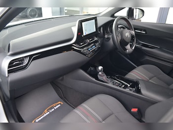 Used Toyota C-HR 2023 for sale - 79264923: Photo