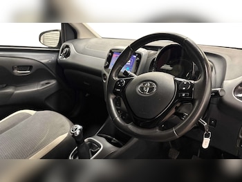 Used Toyota AYGO 2021 for sale - 79165227: Photo