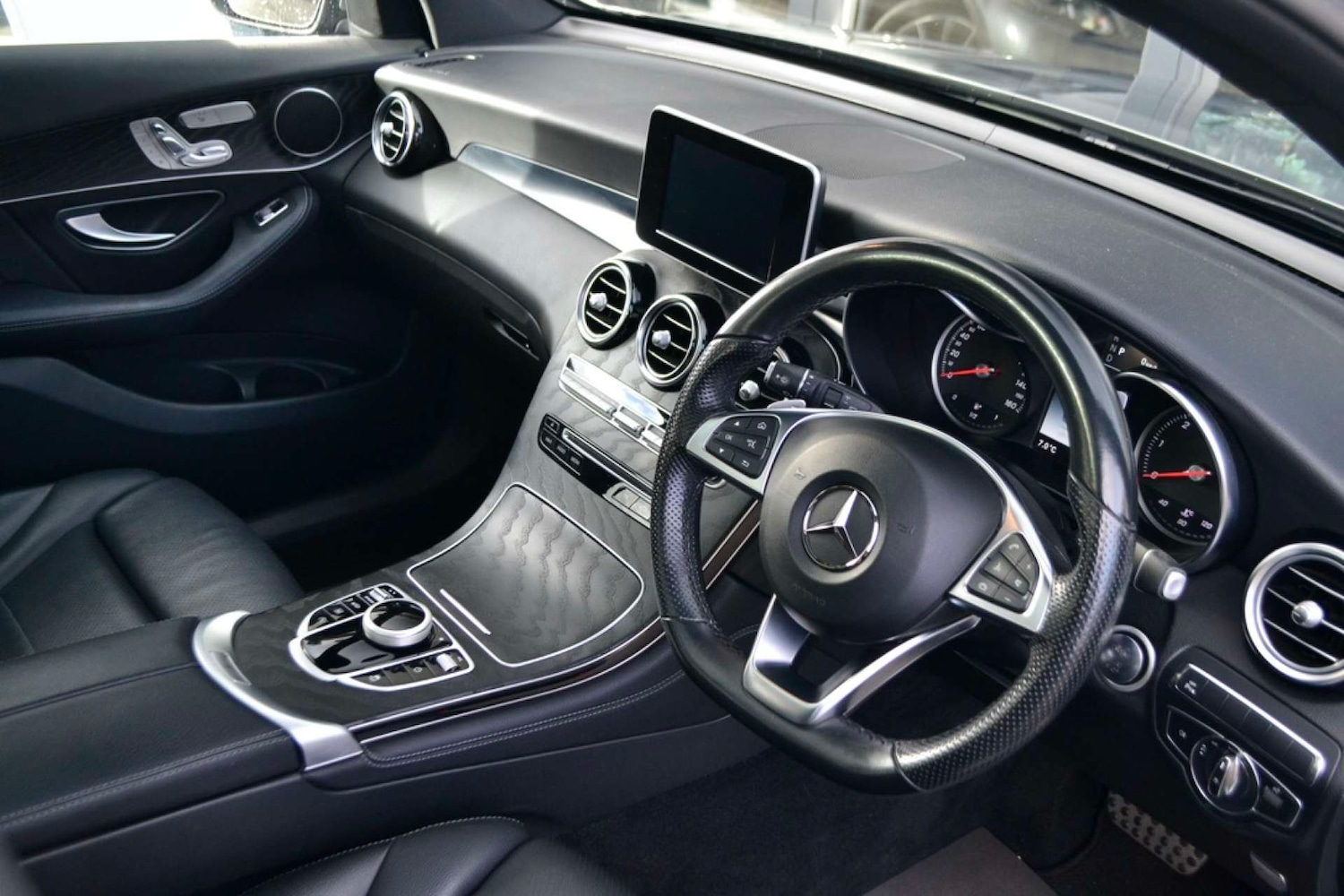 Used Mercedes-Benz GLC 2017 for sale - 76614750: Photo 23