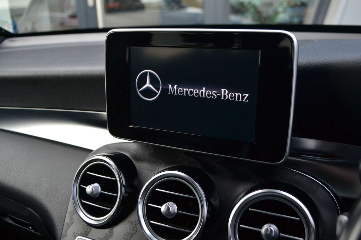 Used Mercedes-Benz GLC 2017 for sale - 76614750: Photo 43