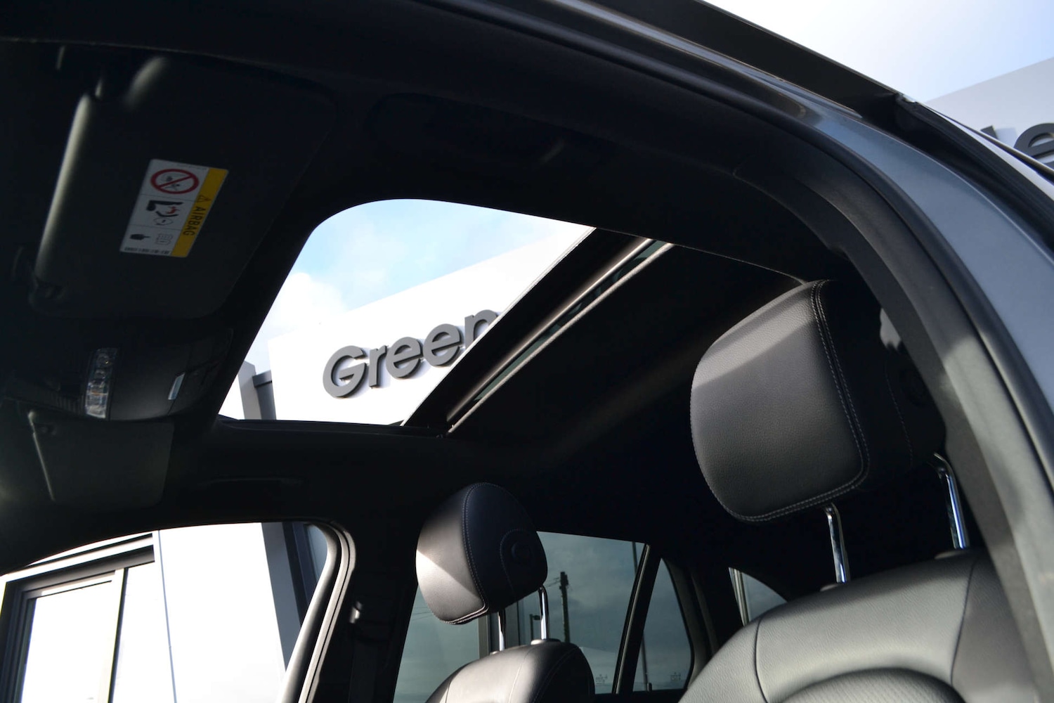 Used Mercedes-Benz GLC 2017 for sale - 76614750: Photo 46