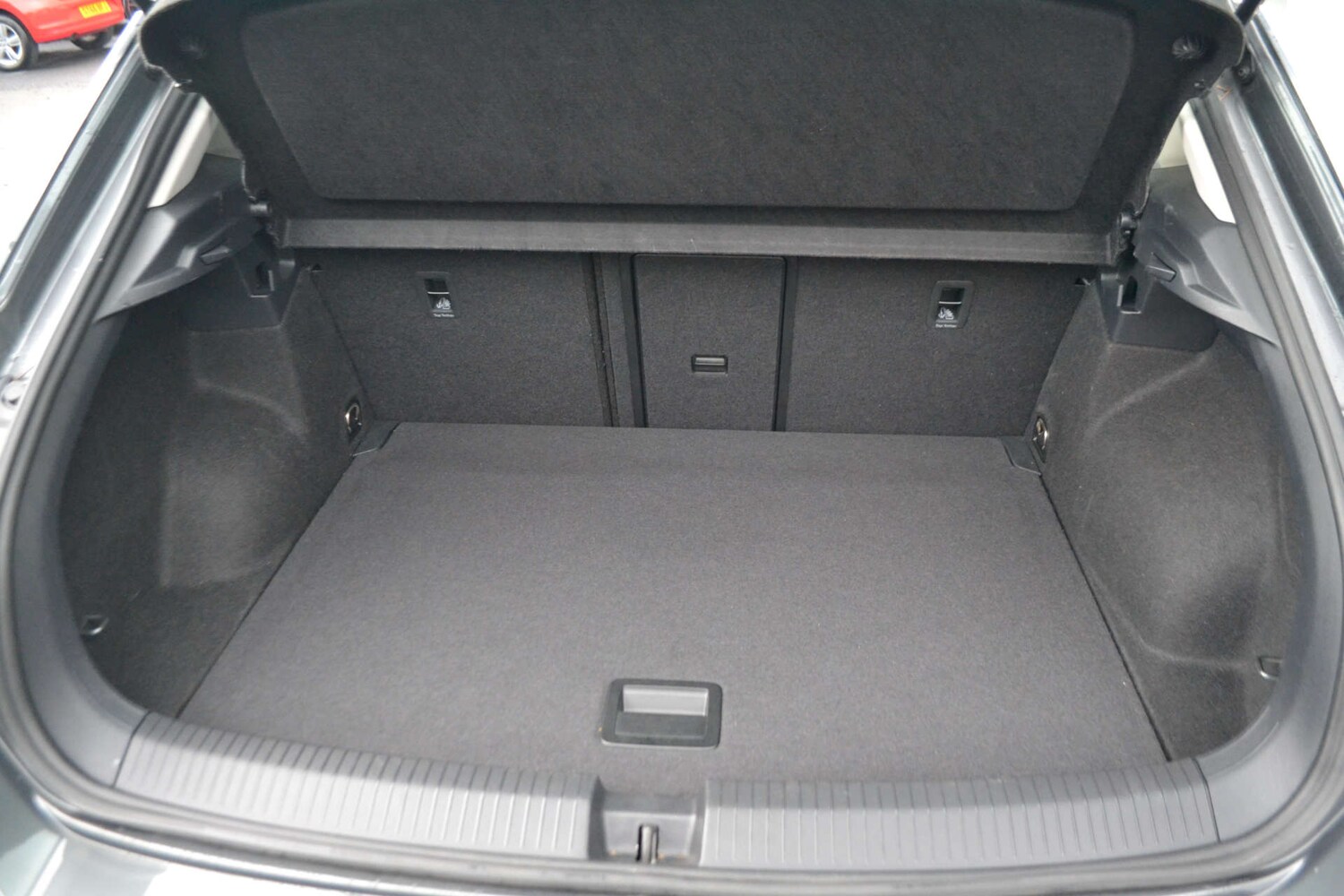 Used Volkswagen T-Roc 2023 for sale - 77916441: Photo 21