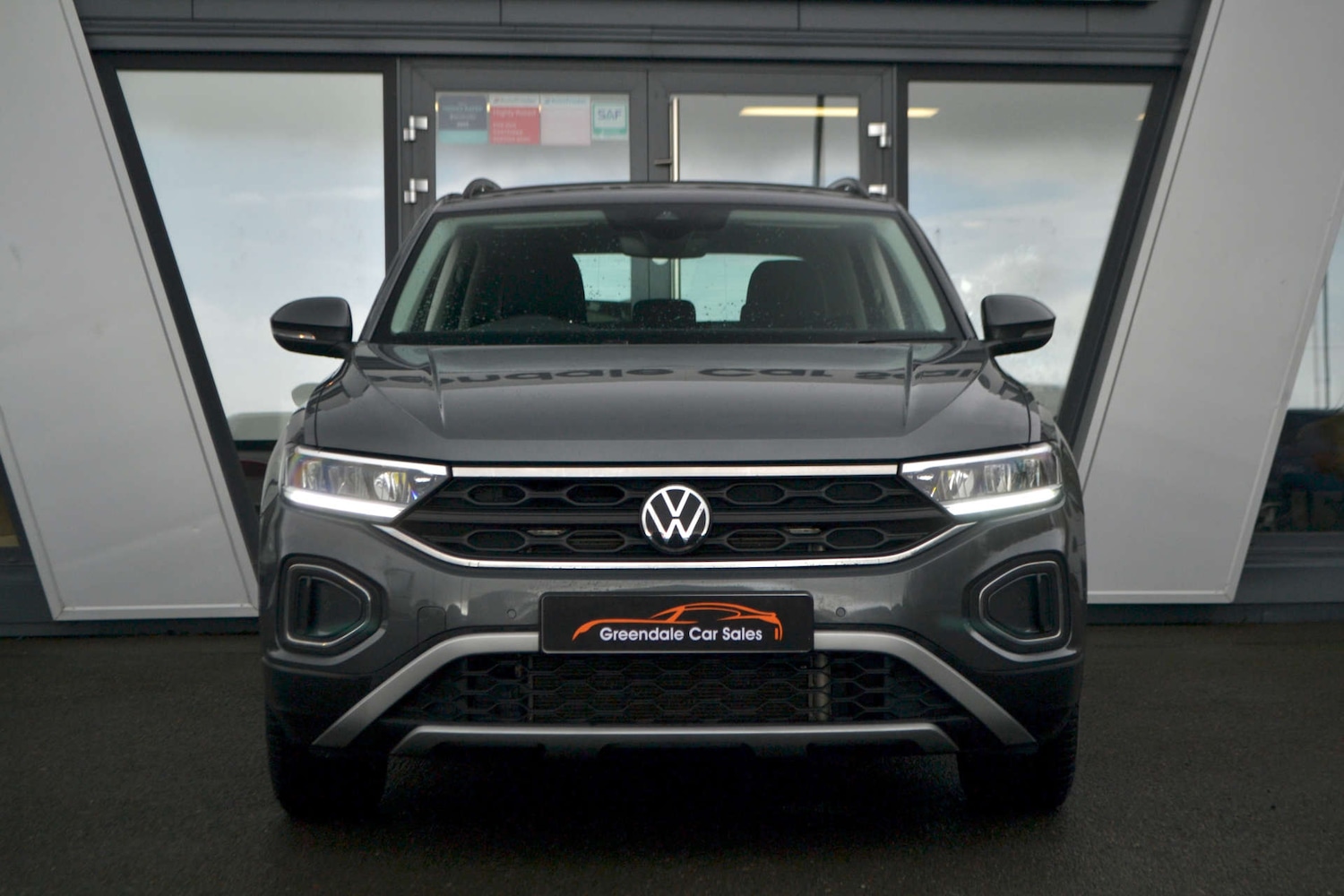 Used Volkswagen T-Roc 2023 for sale - 77916441: Photo 3