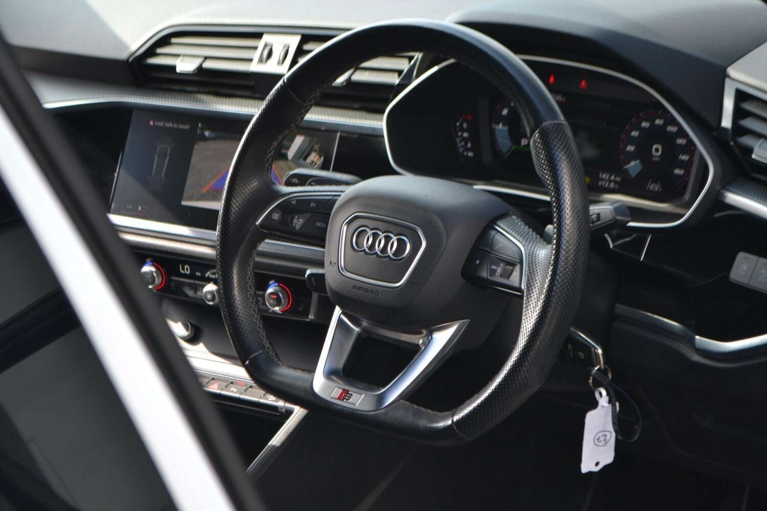 Used Audi Q3 2021 for sale - 76614711: Photo 30