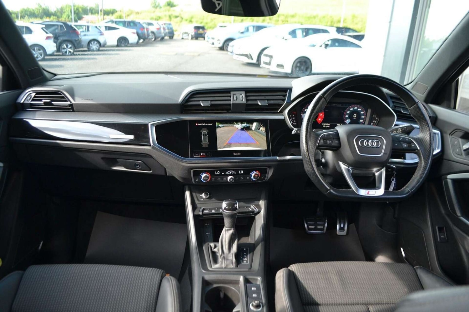 Used Audi Q3 2021 for sale - 76614711: Photo 34