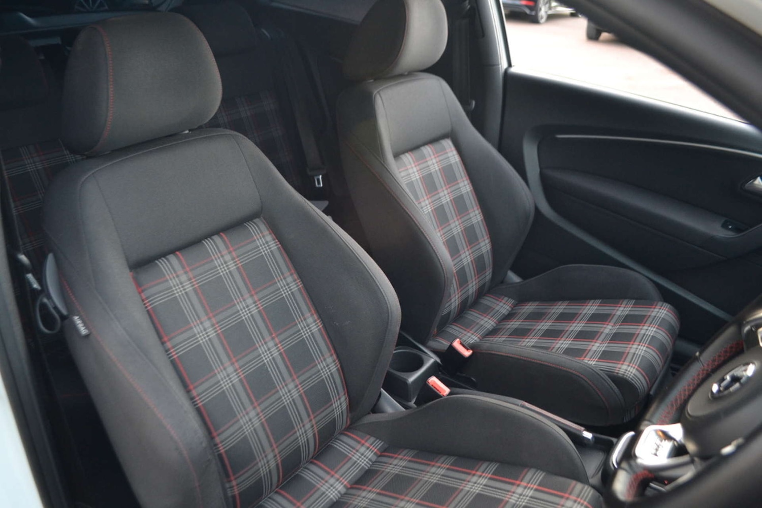 Used Volkswagen Polo 2016 for sale - 76618148: Photo 26