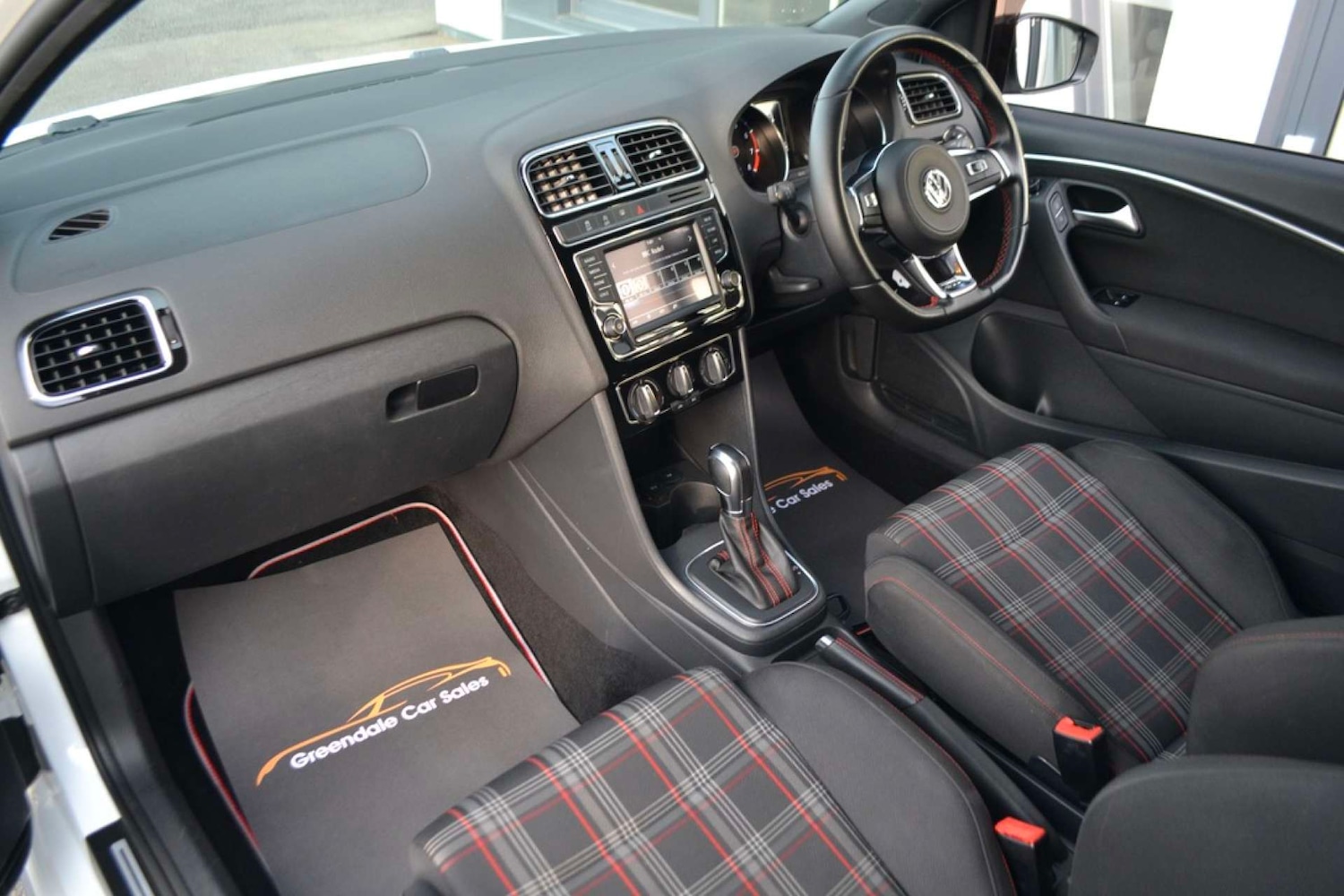 Used Volkswagen Polo 2016 for sale - 76618148: Photo 28