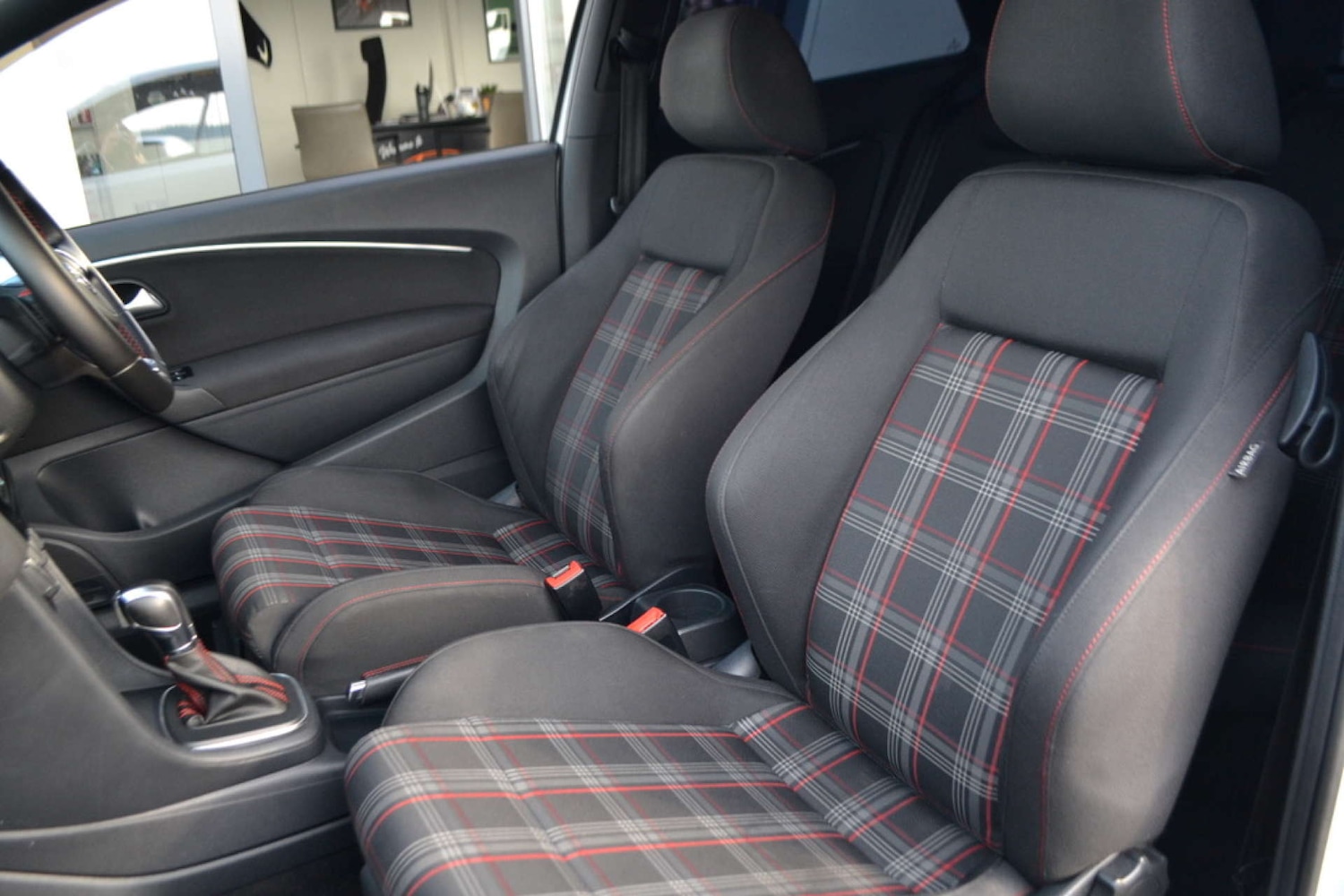 Used Volkswagen Polo 2016 for sale - 76618148: Photo 30