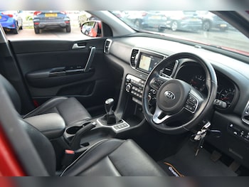 Used Kia Sportage 2017 for sale - 79125077: Photo