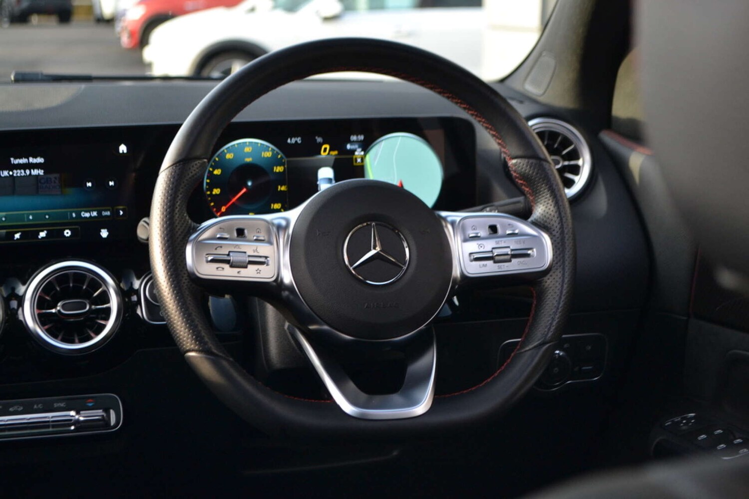 Used Mercedes-Benz GLA 2022 for sale - 76618126: Photo 42