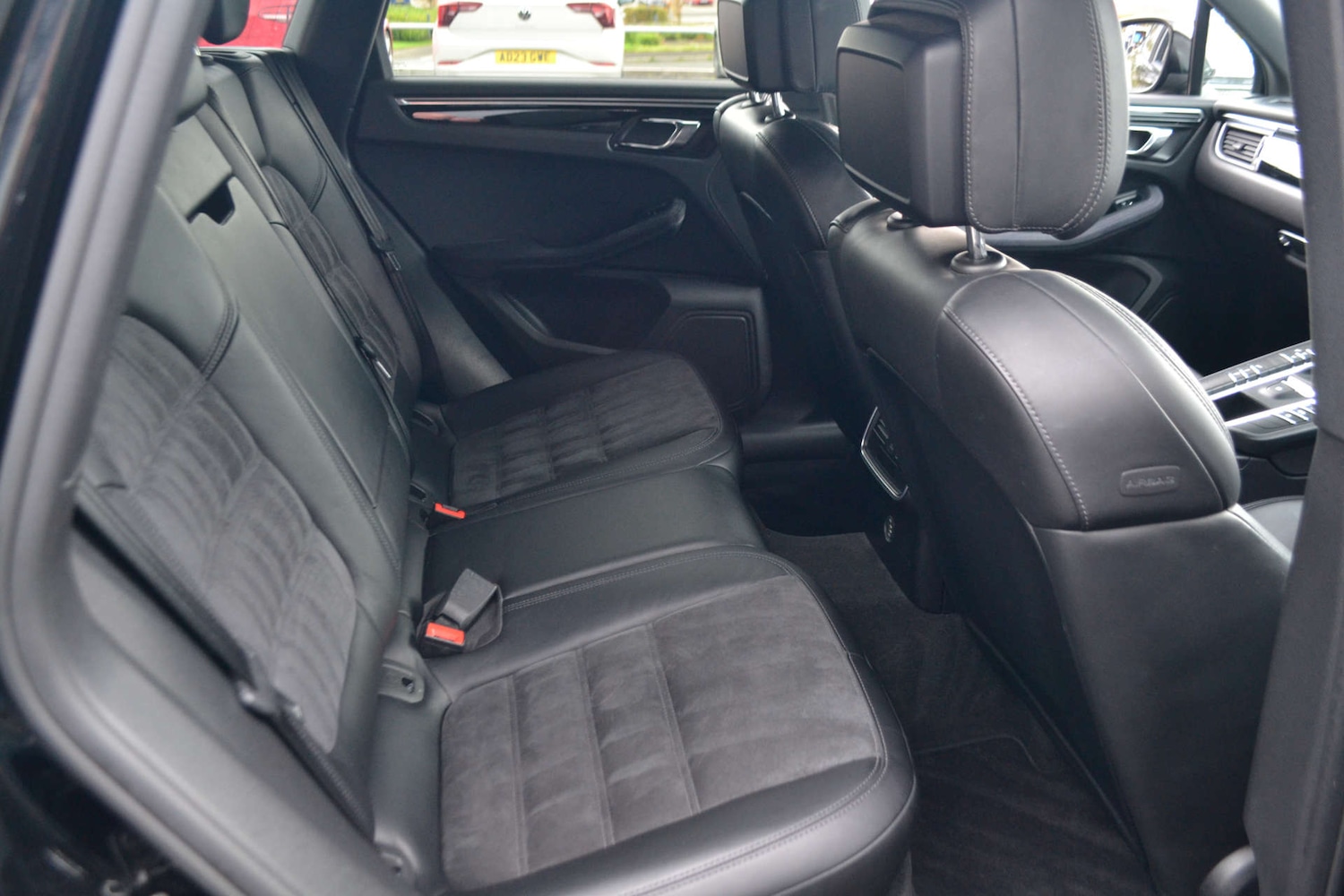 Used Porsche Macan 2017 for sale - 76614761: Photo 31