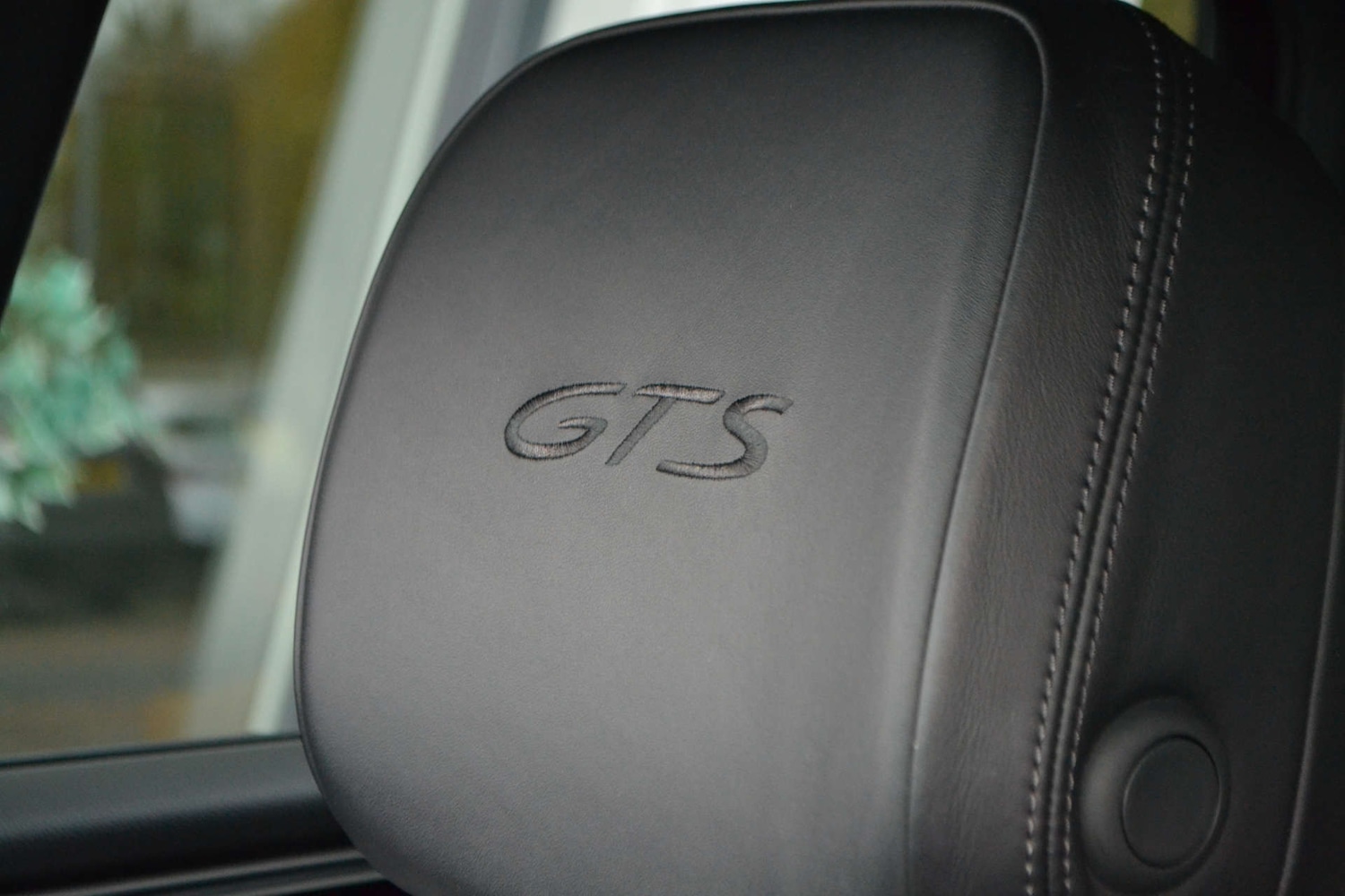 Used Porsche Macan 2017 for sale - 76614761: Photo 44