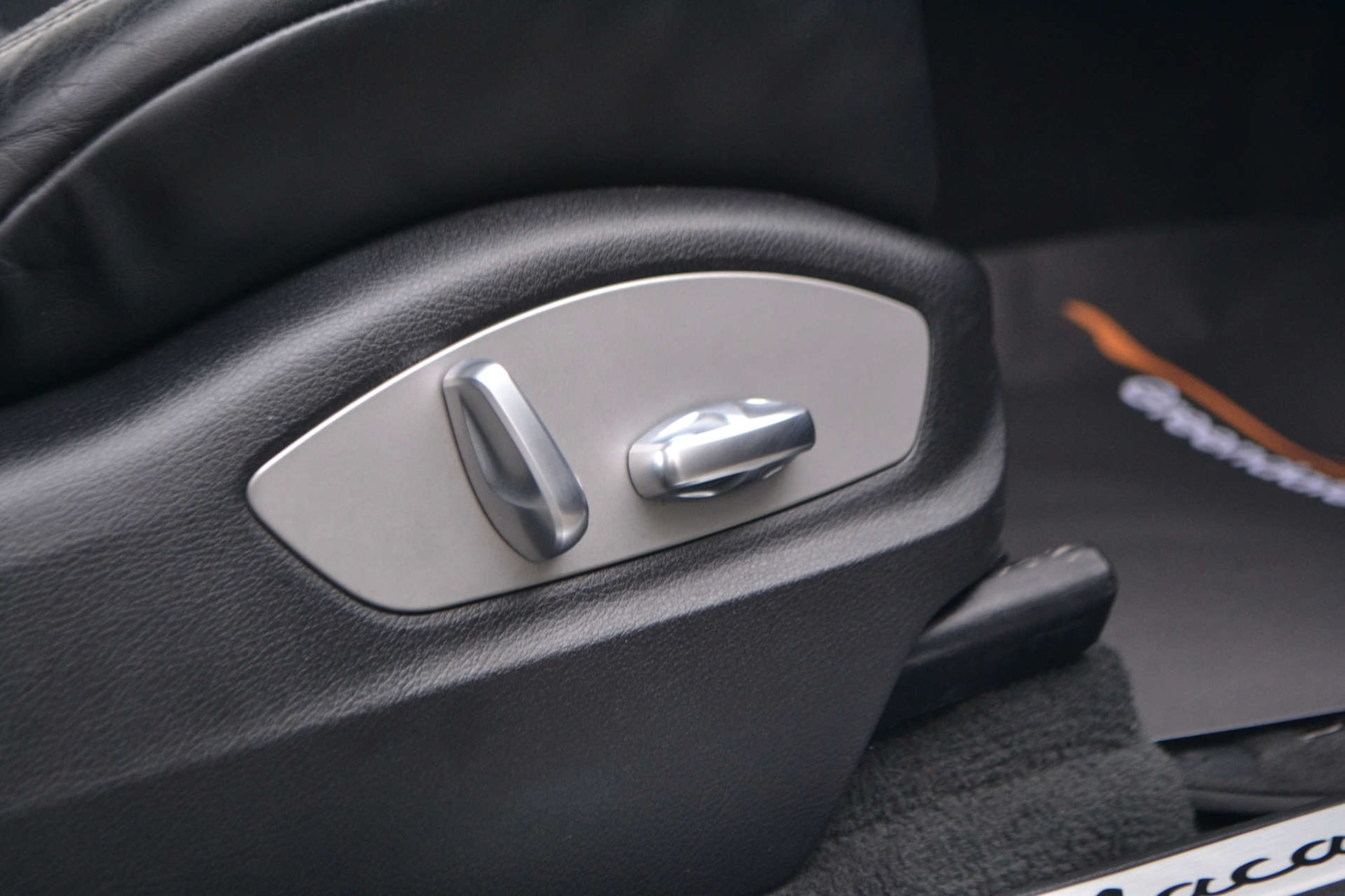 Used Porsche Macan 2017 for sale - 76614761: Photo 49