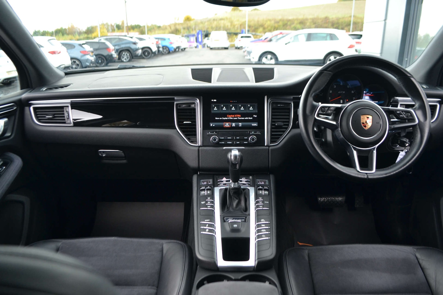 Used Porsche Macan 2017 for sale - 76614761: Photo 5