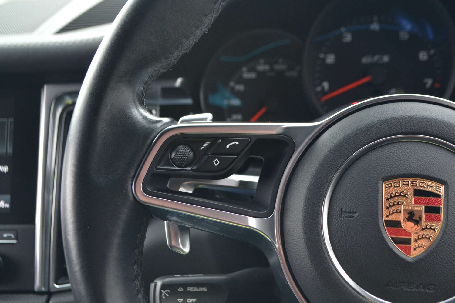 Used Porsche Macan 2017 for sale - 76614761: Photo 50