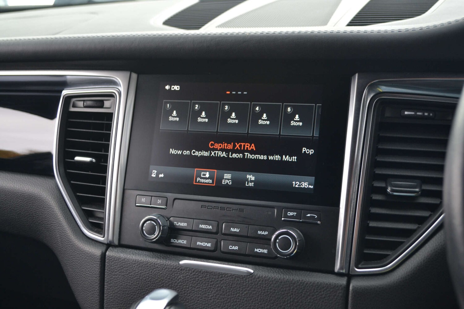 Used Porsche Macan 2017 for sale - 76614761: Photo 55