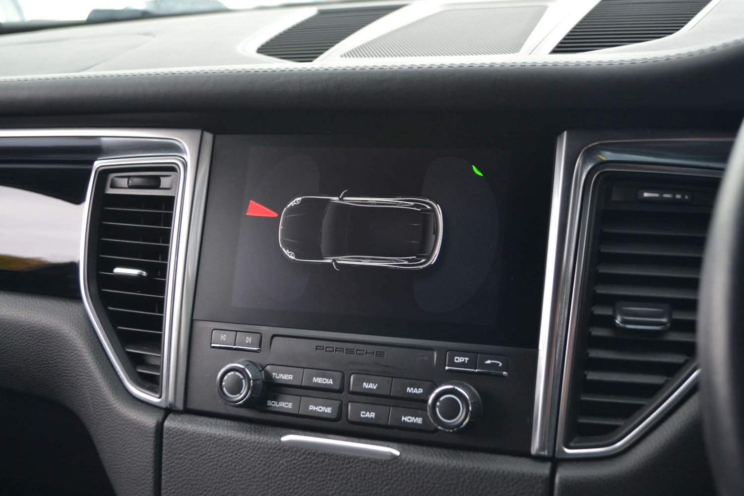 Used Porsche Macan 2017 for sale - 76614761: Photo 56