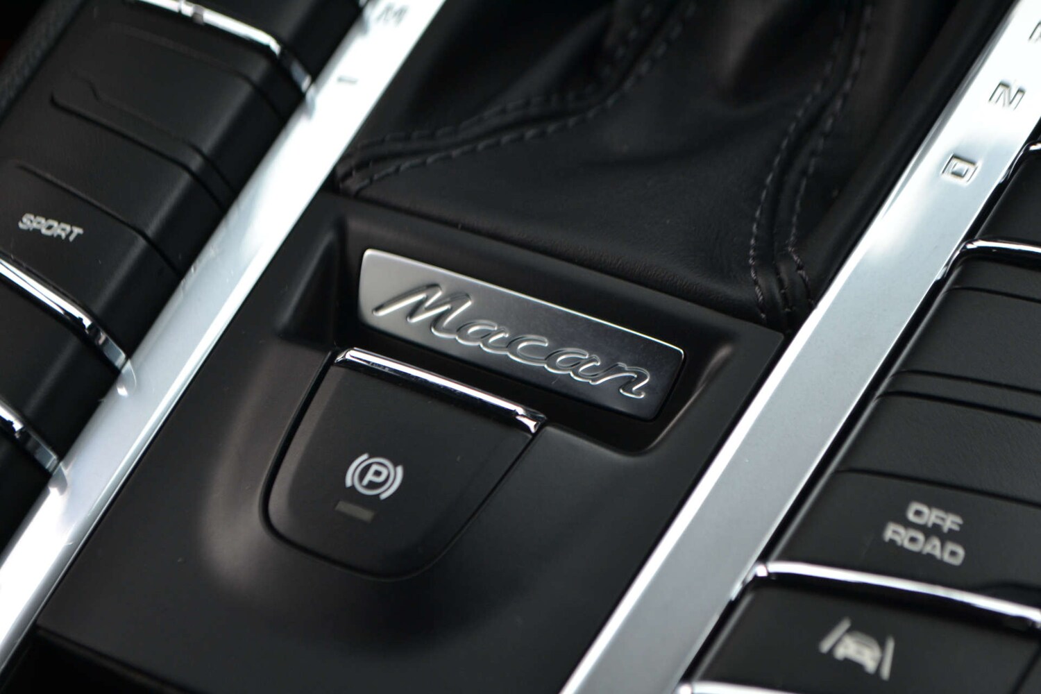 Used Porsche Macan 2017 for sale - 76614761: Photo 64