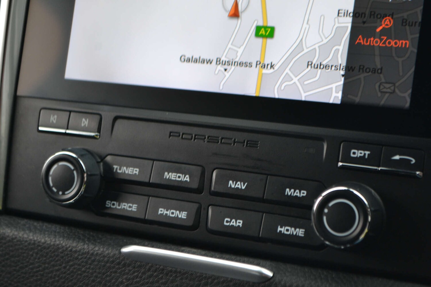 Used Porsche Macan 2017 for sale - 76614761: Photo 65