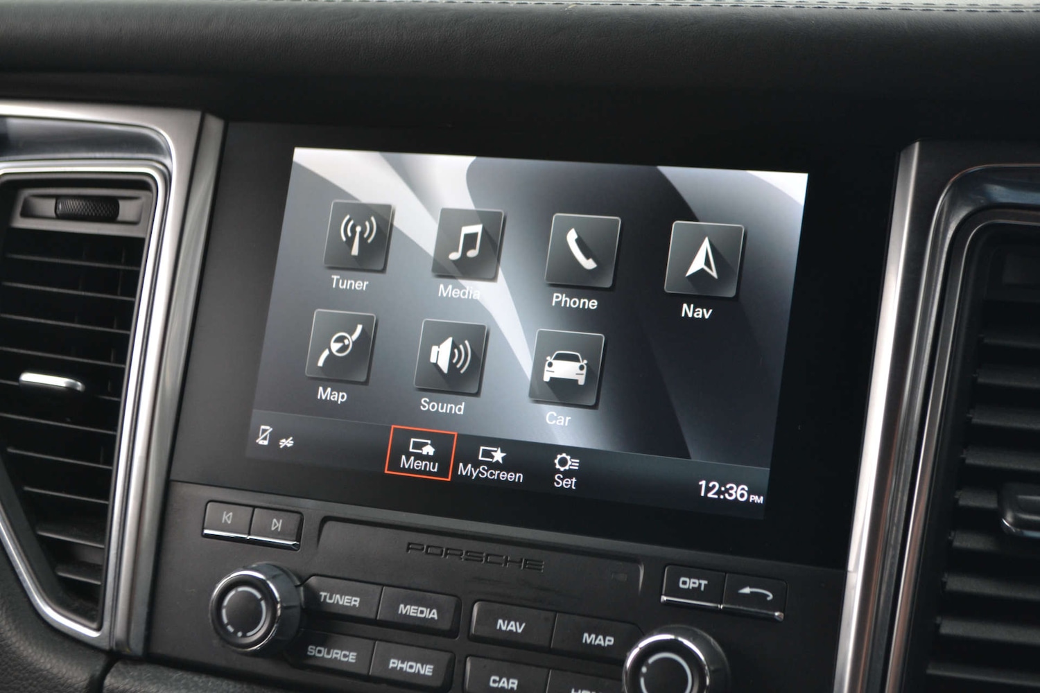 Used Porsche Macan 2017 for sale - 76614761: Photo 66